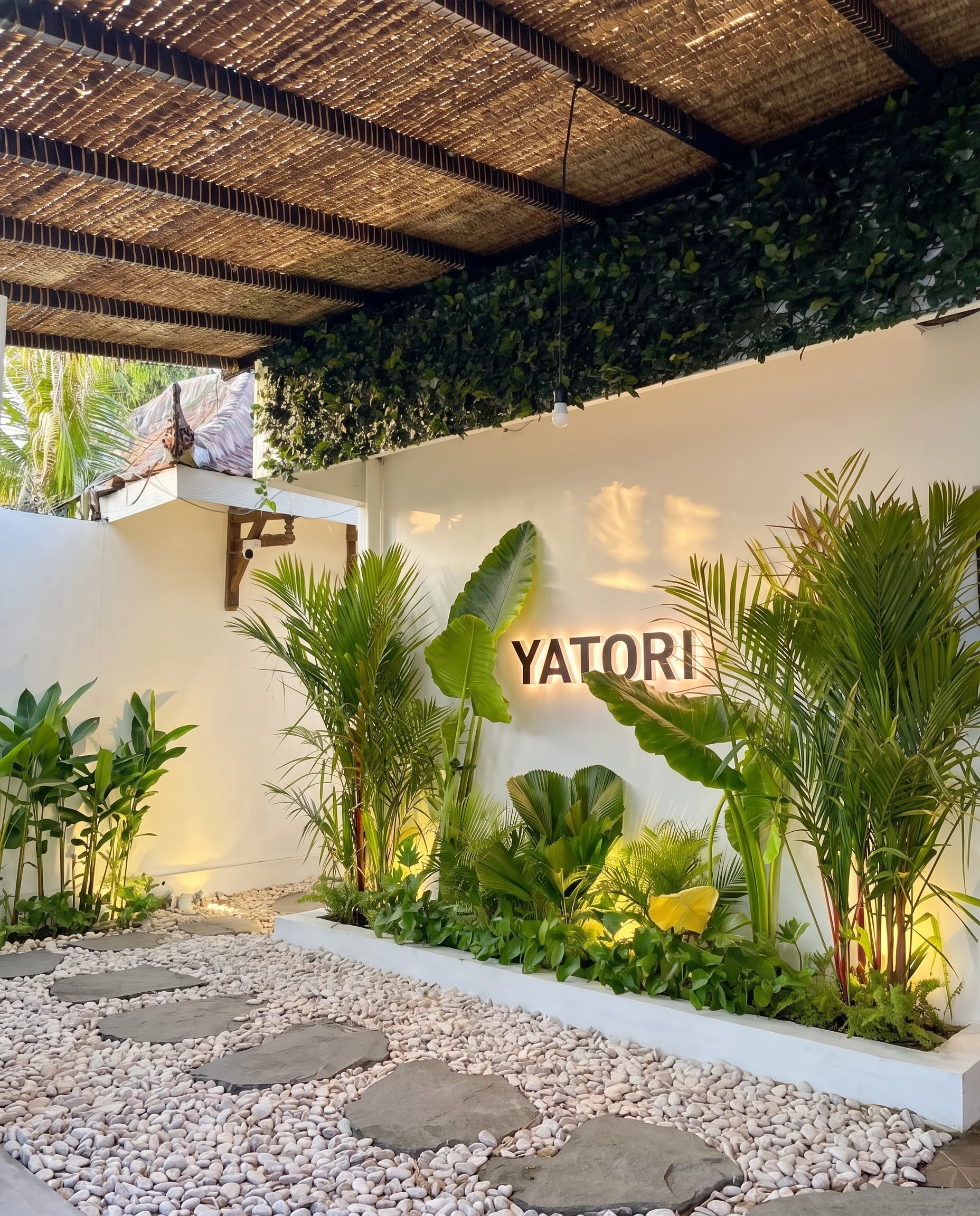 Территория Yatori Villas Hotel